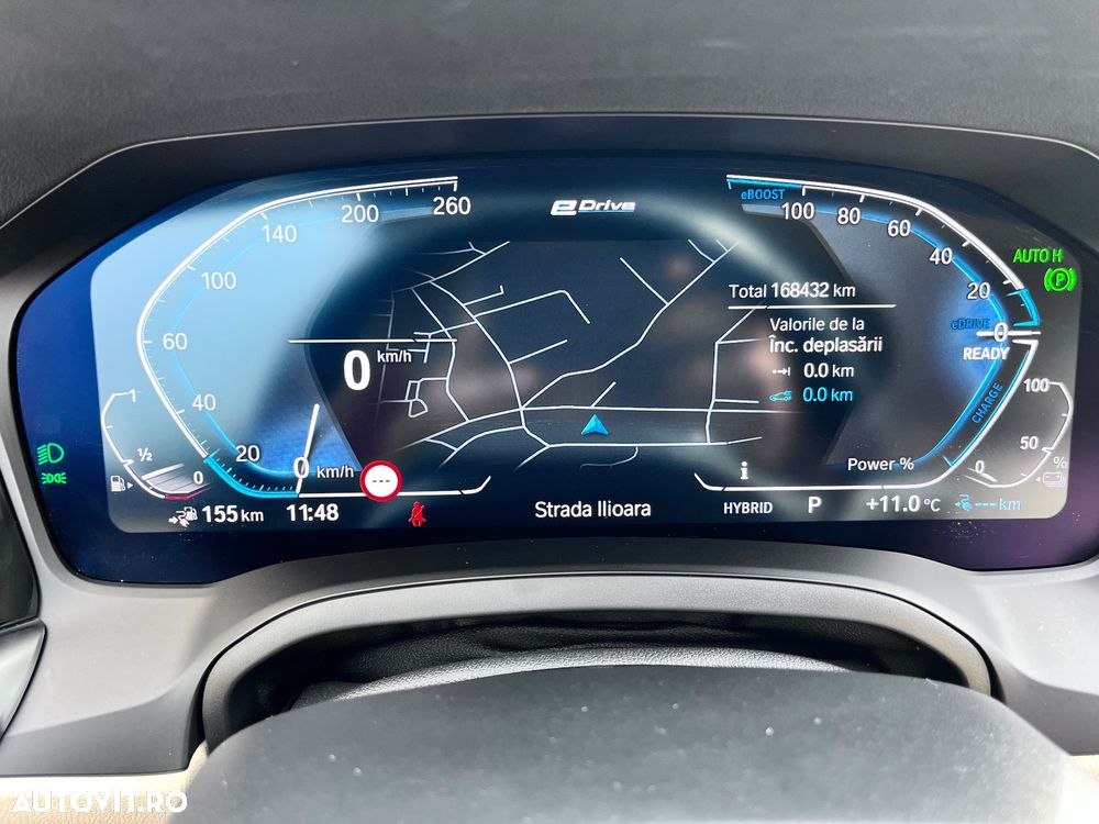 BMW Seria 3 330e Aut. Luxury Line - 26