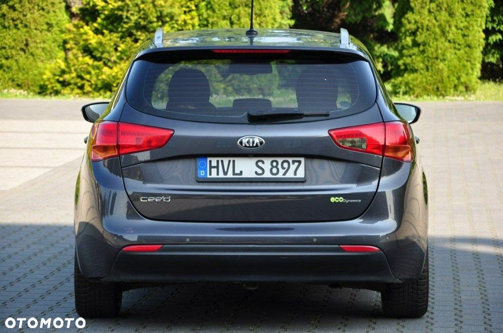 Kia Ceed 1.6 GDI Spirit - 14