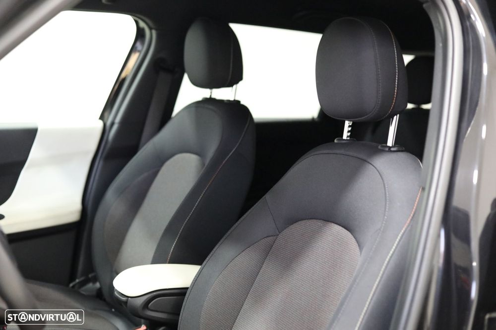 MINI Countryman One D - 16