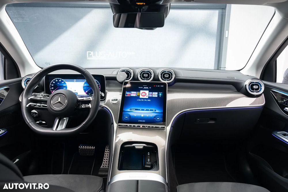 Mercedes-Benz GLC 200 4Matic 9G-TRONIC AMG Line Advanced - 21