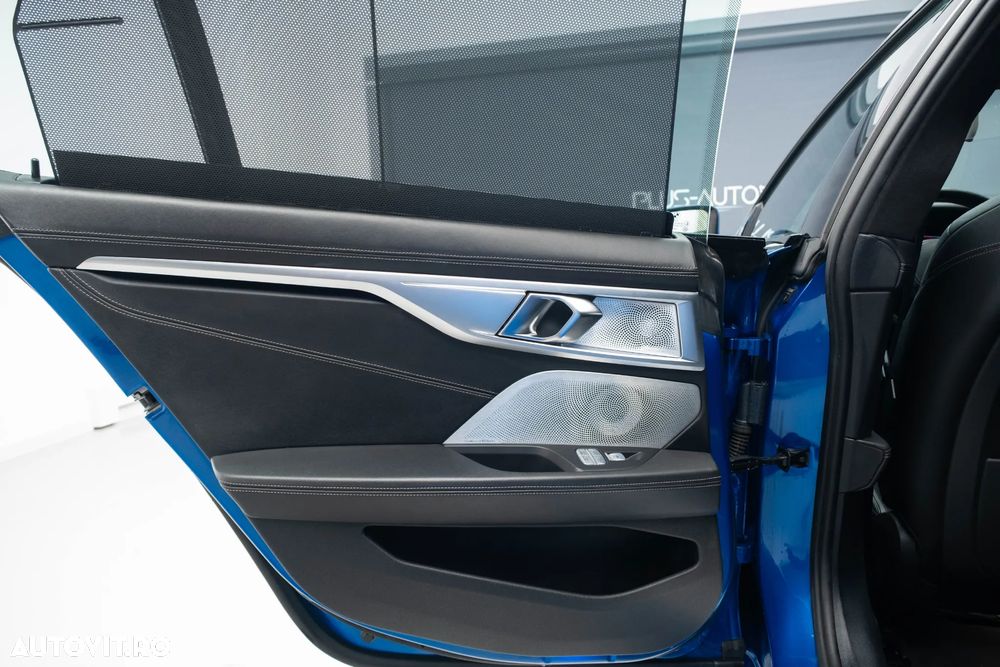 BMW M8 M850i xDrive AT - 26