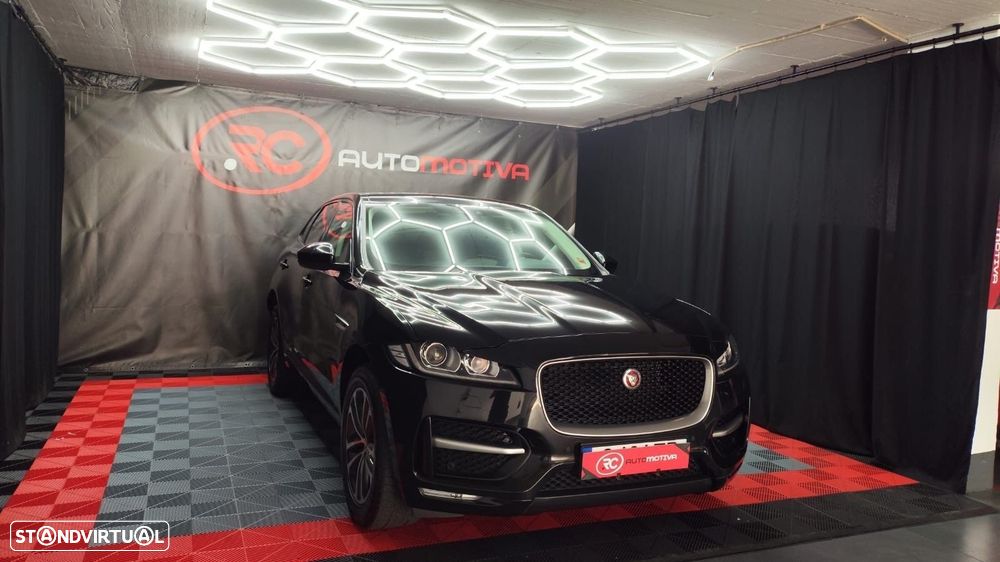 Jaguar F-Pace 2.0 i4D Portfolio AWD Aut. - 2