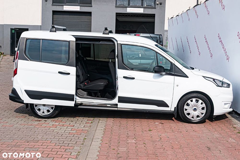 Ford Transit Connect - 8