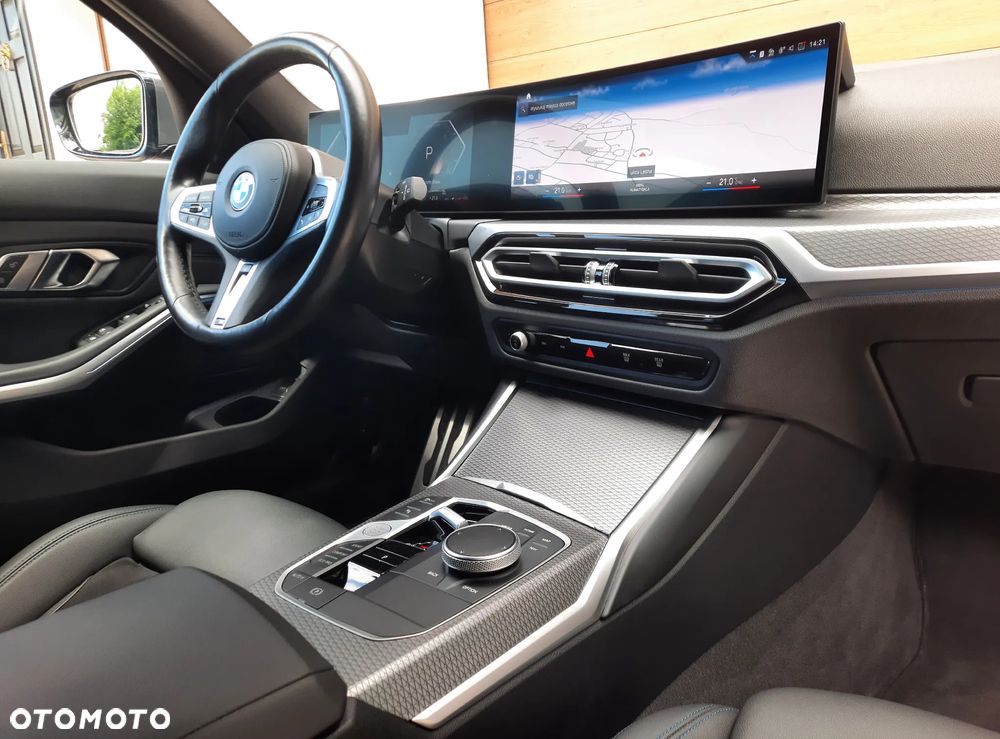 BMW Seria 3 320d xDrive M Sport sport - 22