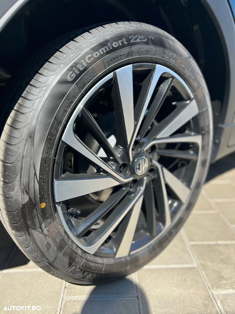 MG ZS HEV Hybrid+ Luxury - 7