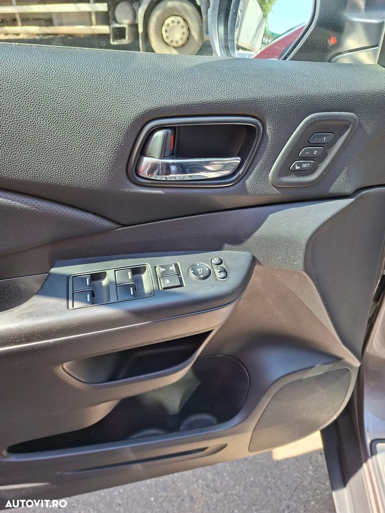Honda CR-V - 8