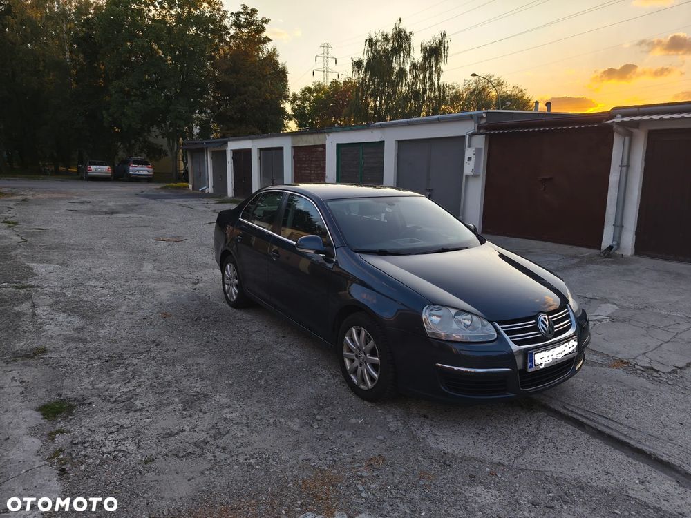 Volkswagen Jetta 1.9 TDI Comfortline - 3