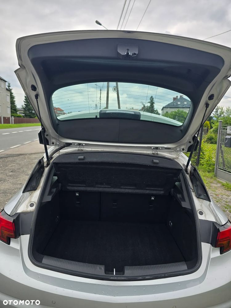 Opel Astra 1.2 T Edition S&S - 13