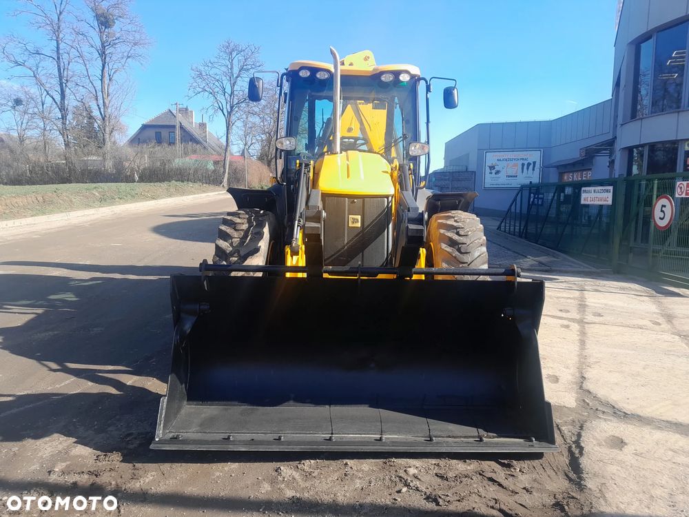 JCB JCB 4CX AEC  2018r - 4