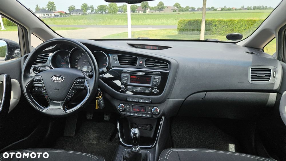 Kia Ceed - 19