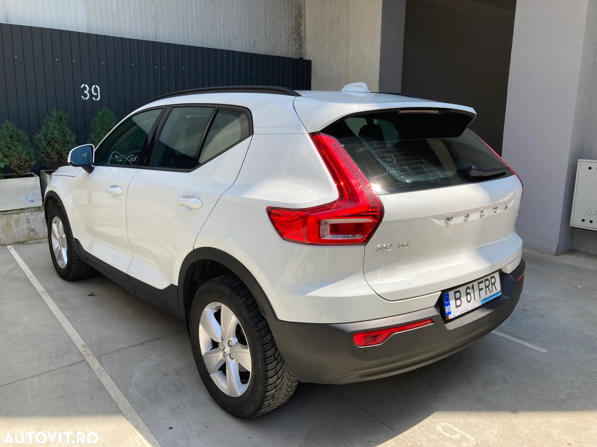 Volvo XC 40 T3 AT8 Momentum - 2