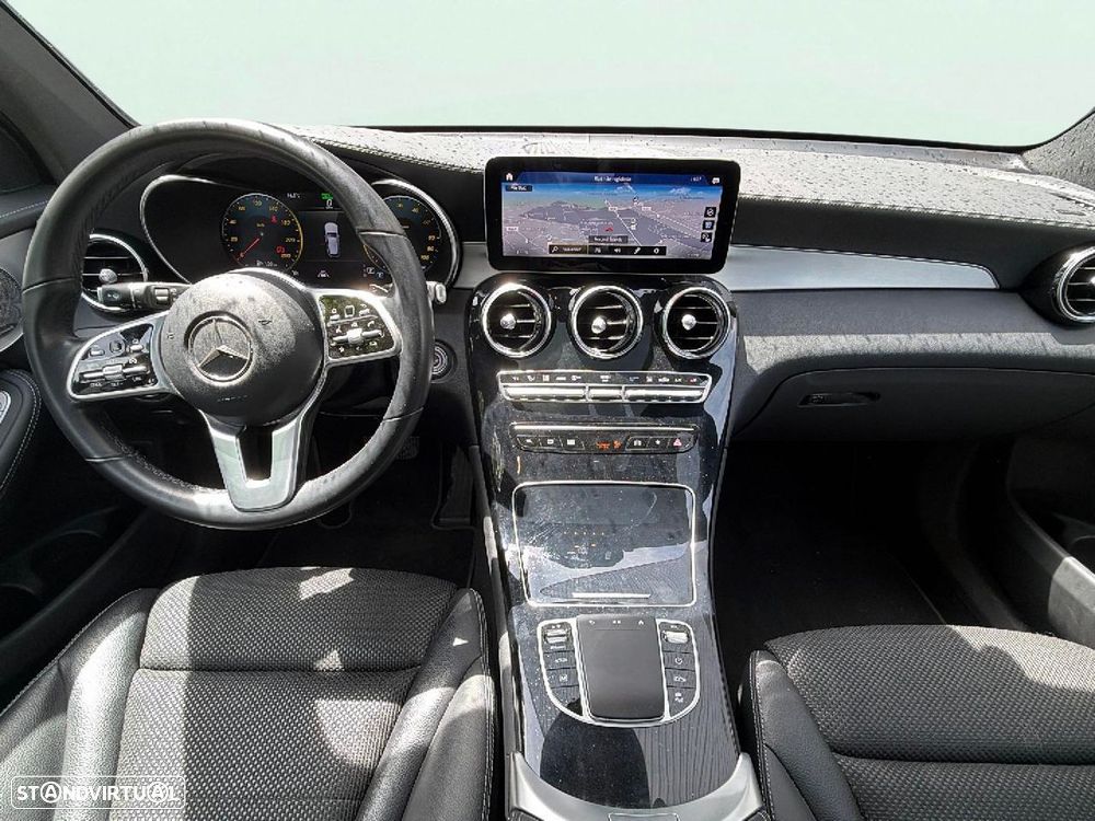 Mercedes-Benz GLC 300 e 4Matic - 11