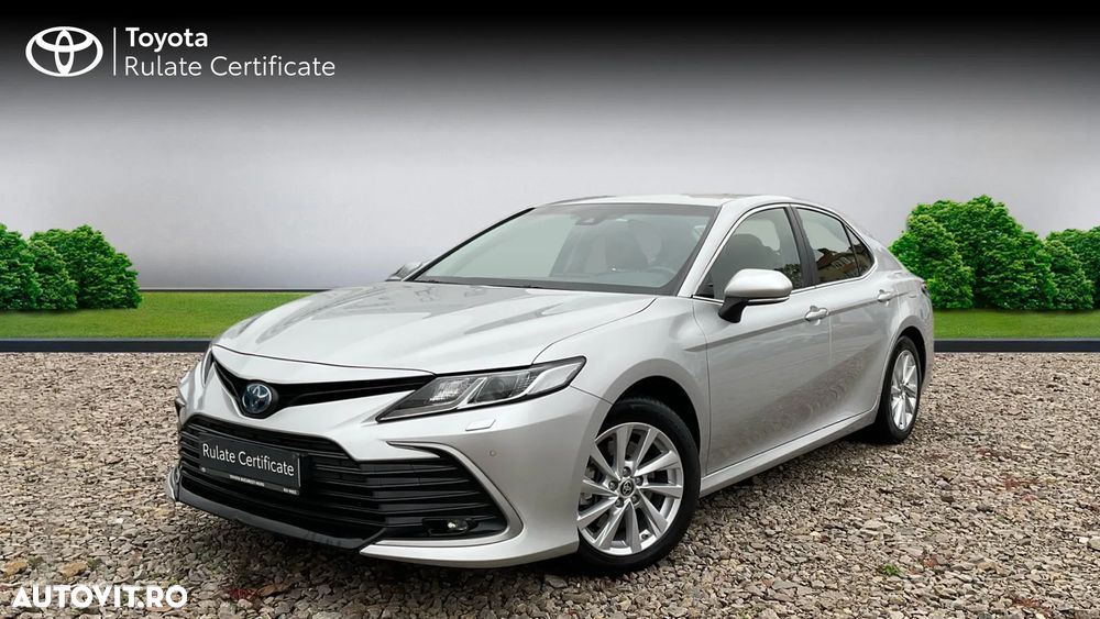 Toyota Camry 2.5 Hybrid Business - 1