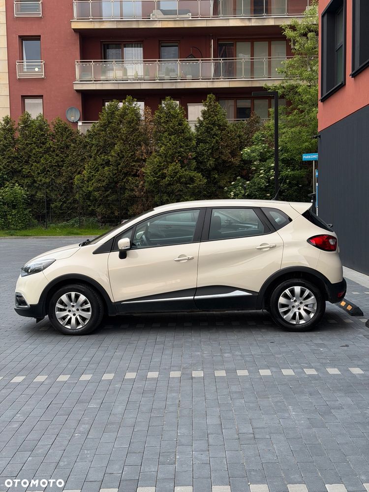 Renault Captur 1.2 TCe Intens EDC - 4