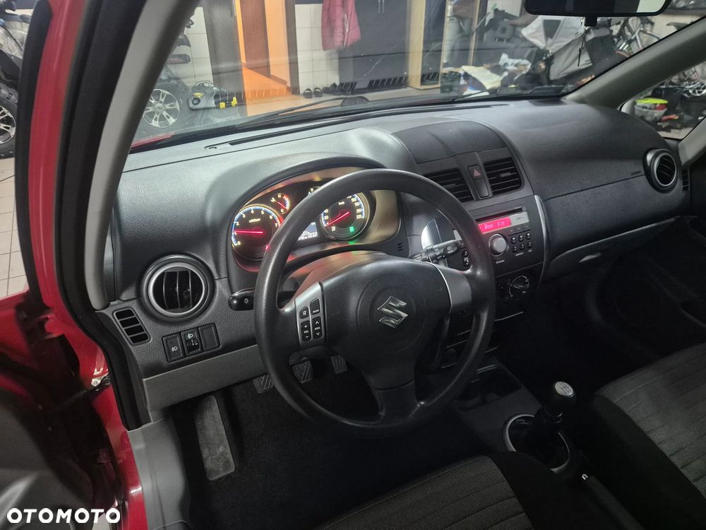 Suzuki SX4 1.6 Premium 4WD - 14