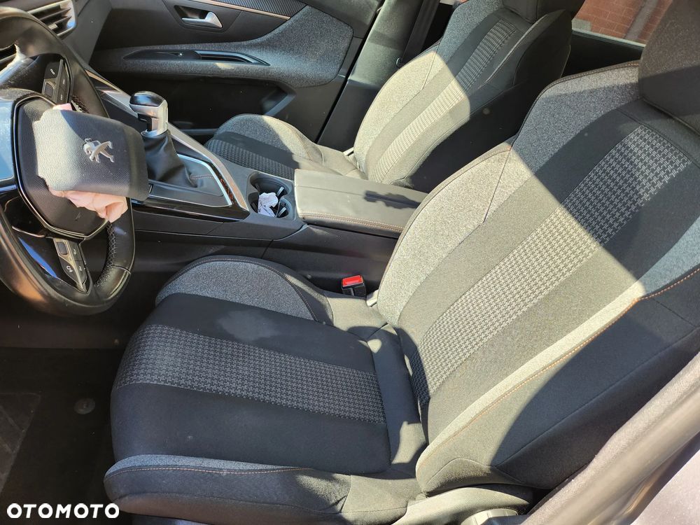 Peugeot 5008 BlueHDI 130 Active Business-Paket - 13