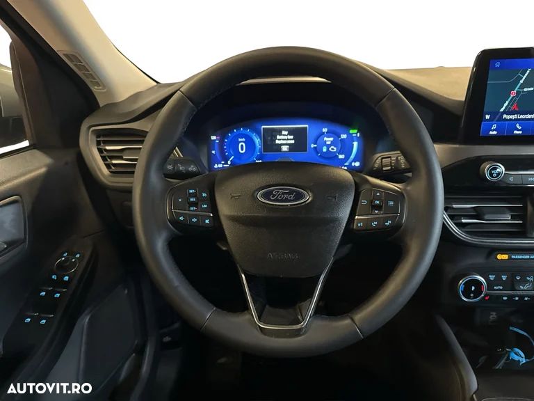 Ford Kuga - 16