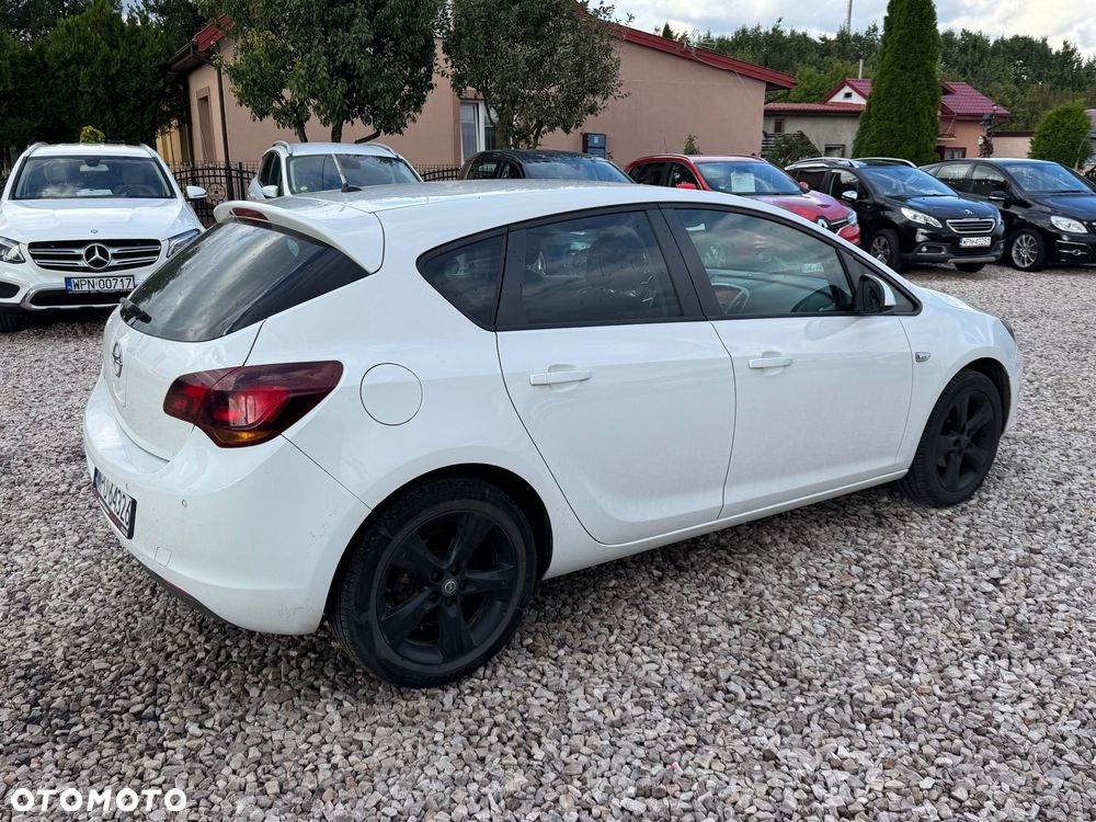 Opel Astra - 2
