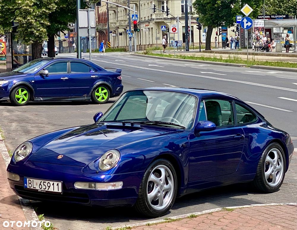 Porsche 911 Carrera - 38