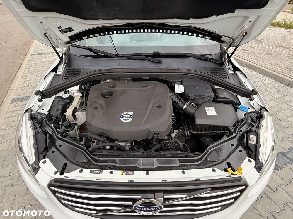 Volvo XC 60 D4 Drive-E Summum - 40