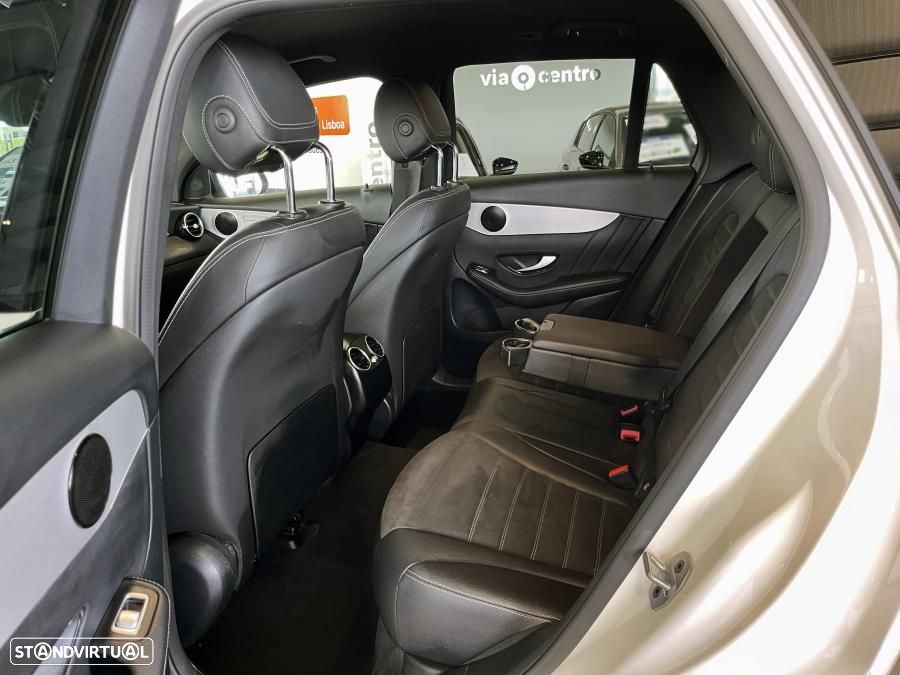 Mercedes-Benz GLC 300 de 4Matic 9G-TRONIC AMG Line - 34