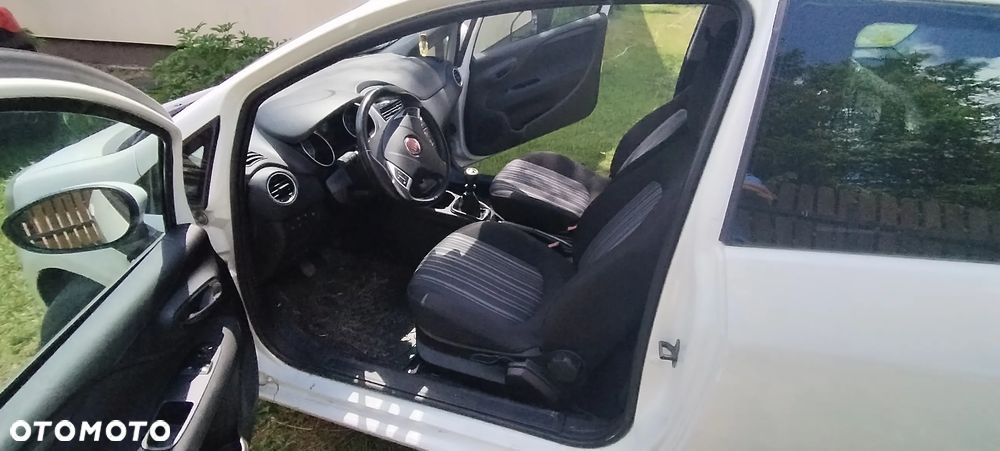 Fiat Punto 1.4 Easy S&S - 6