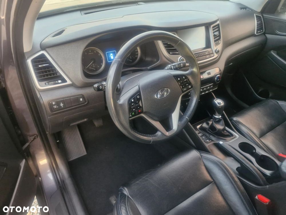 Hyundai Tucson - 27