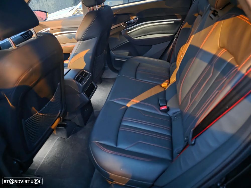 Audi Q8 e-Tron Sportback 50 quattro S line - 17