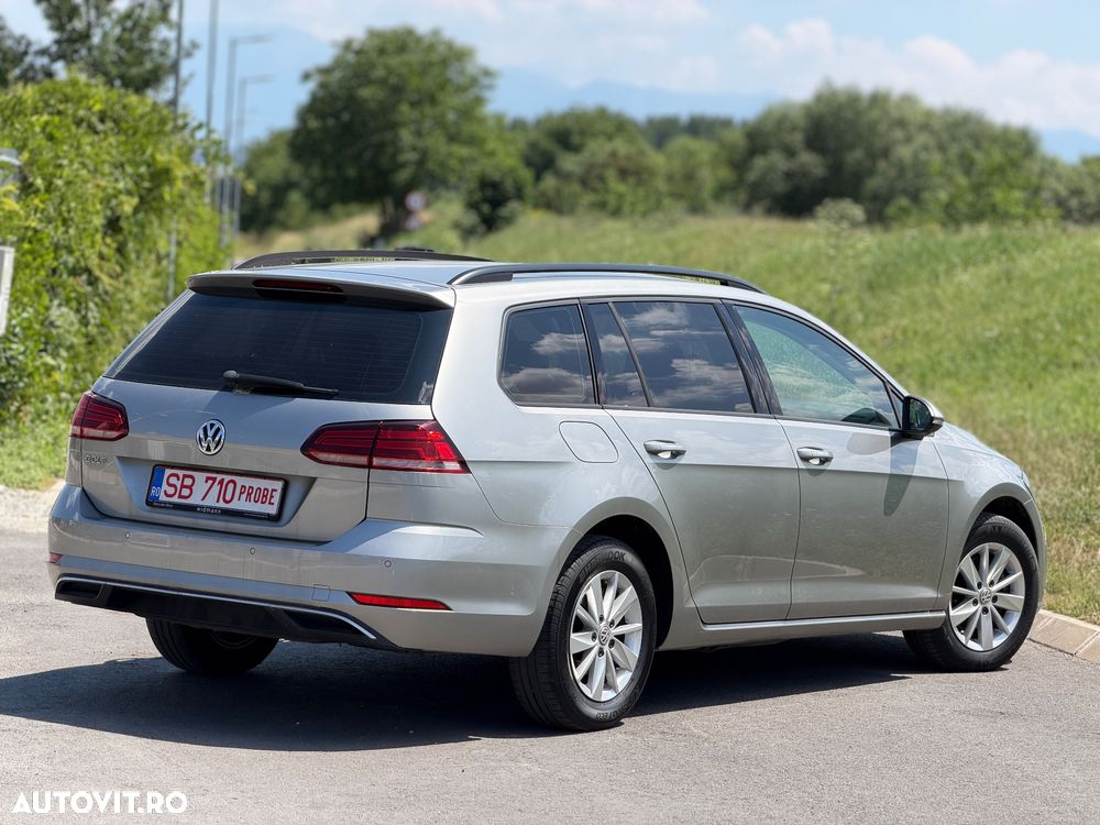 Volkswagen Golf 1.6 TDI SCR DSG Join - 3