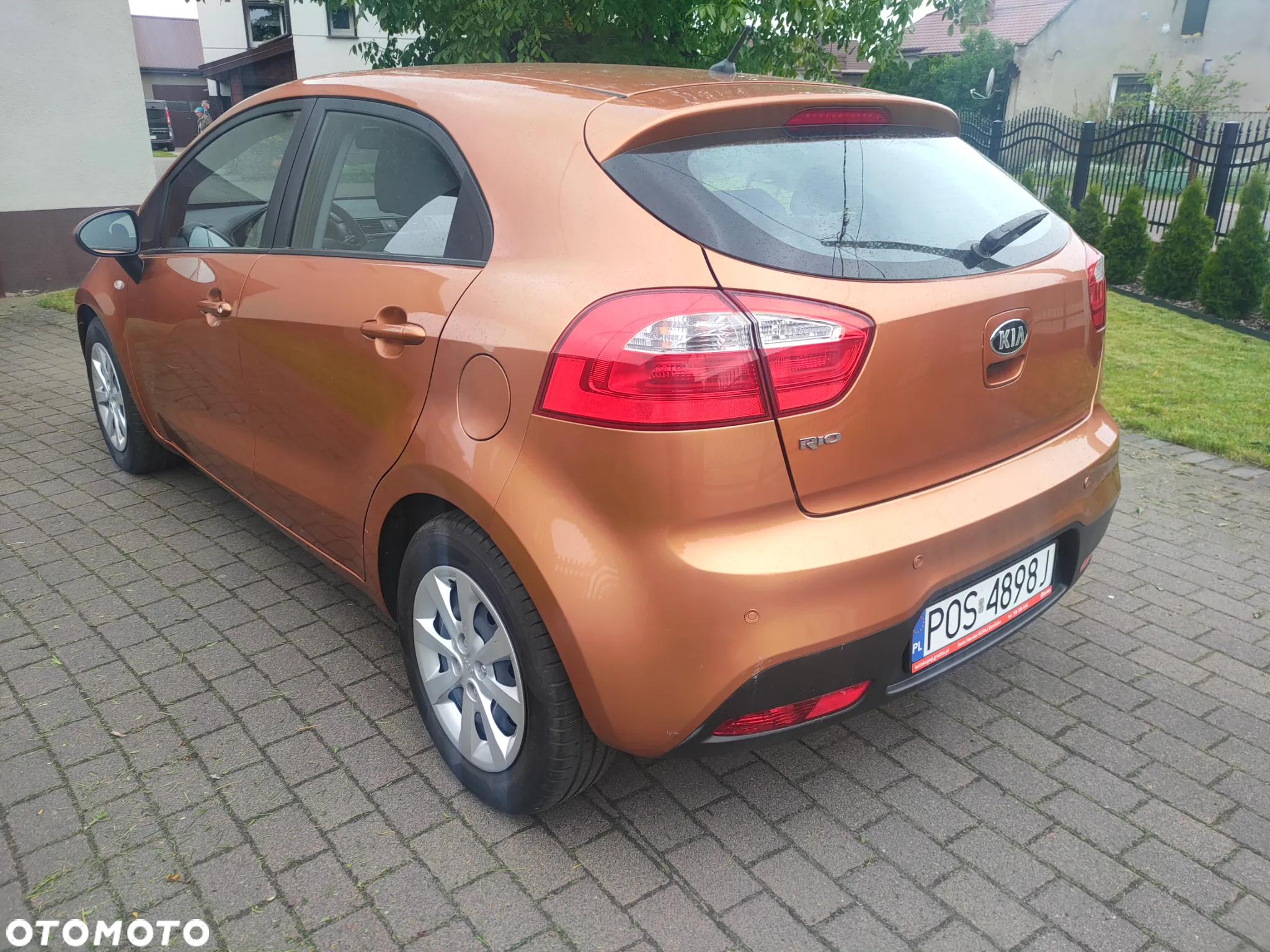 Kia Rio 1.2 Attract - 25