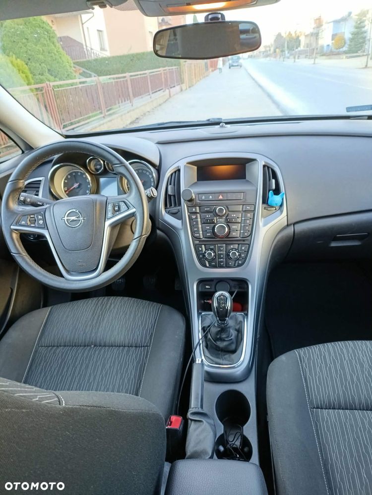 Opel Astra 1.4 T Active - 4