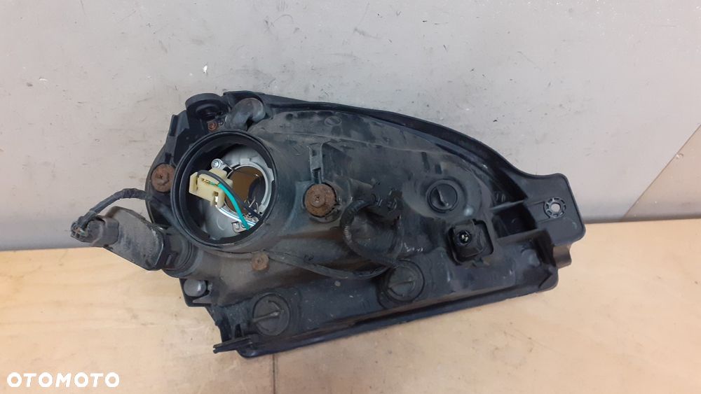 X. LAMPA PRZOD PRZEDNIA LEWA HYUNDAI TUCSON - 2