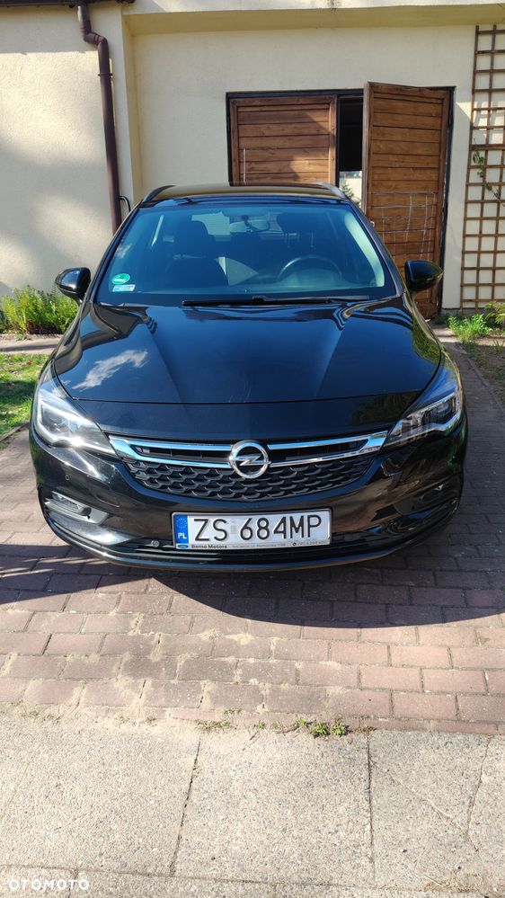 Opel Astra 1.6 CDTI Sport - 2