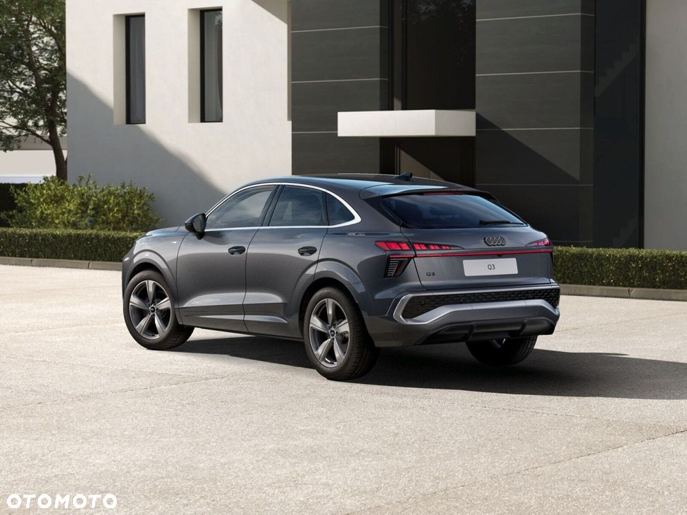 Audi Q3 Sportback - 5