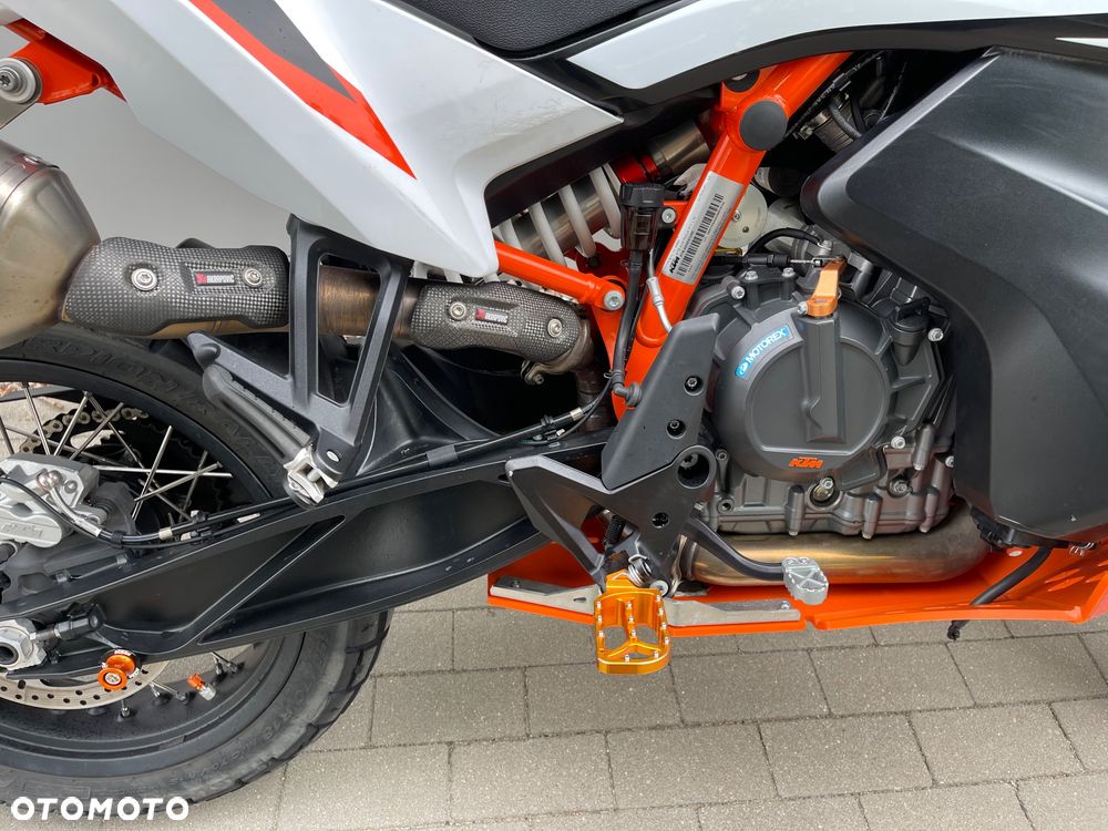 KTM Adventure 890 - 5
