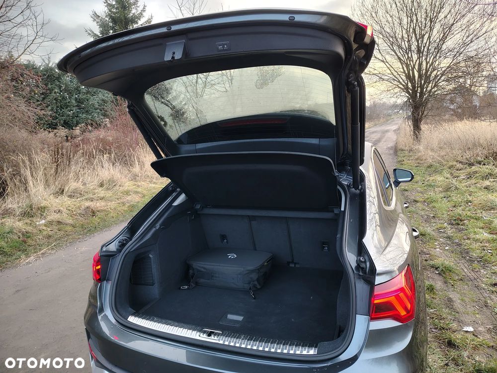 Audi Q3 Sportback - 22