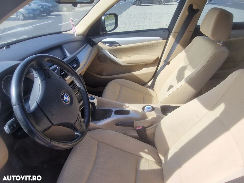 BMW X1 xDrive20d - 10