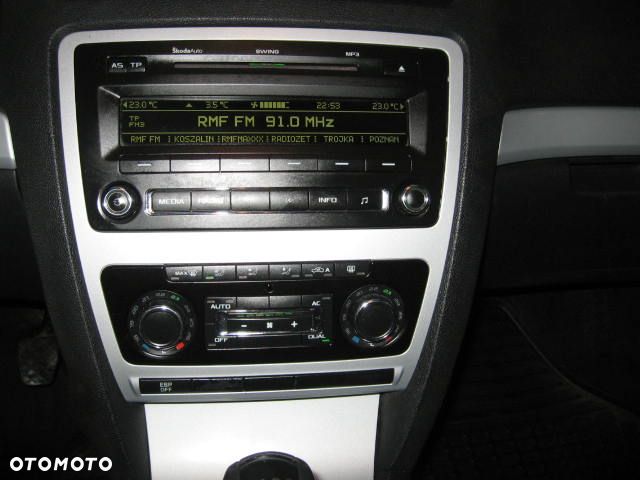 Skoda Octavia 1.6 Elegance - 14