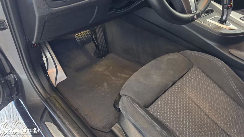 BMW 320 d Auto Pack M - 35