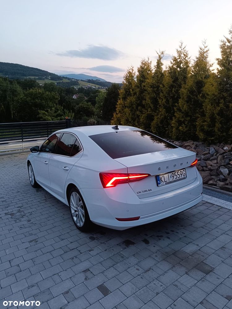 Skoda Octavia 2.0 TDI SCR Ambition DSG - 7