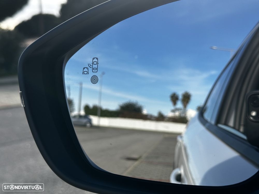 Peugeot 2008 1.2 PureTech Allure Pack - 16