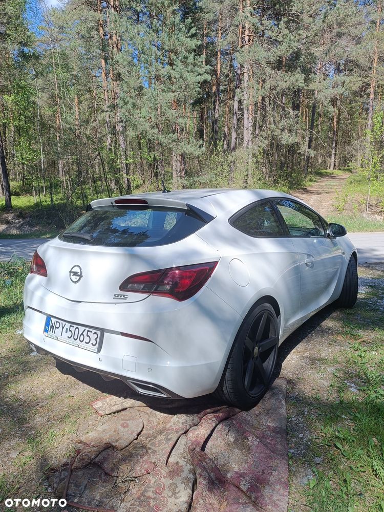 Opel Astra 1.4 T Enjoy - 9