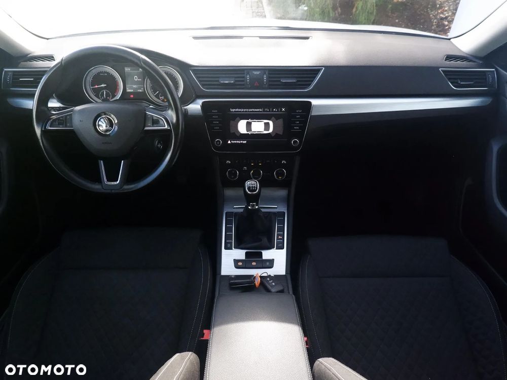 Skoda Superb 1.5 TSI ACT Ambition - 23