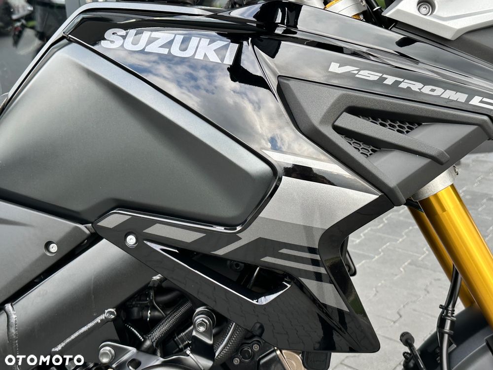 Suzuki V-STROM - 15