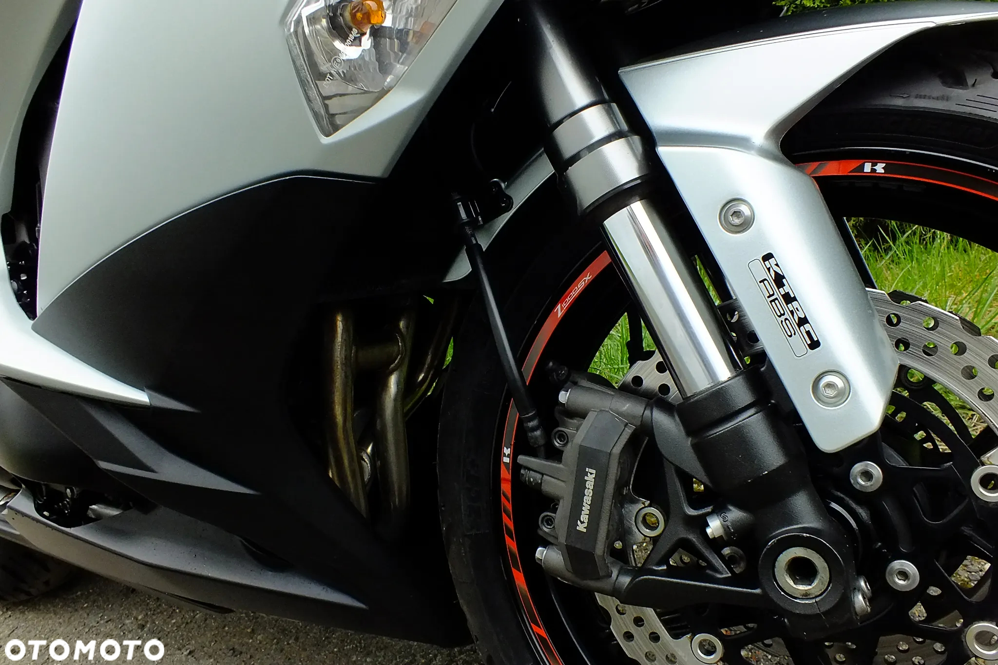 Kawasaki Ninja 1000 SX - 9