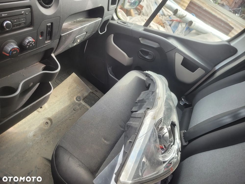 Renault Master - 19