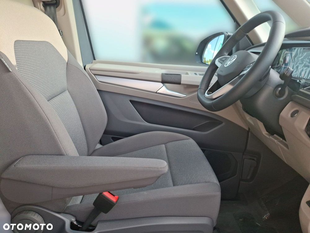 Volkswagen Multivan - 38