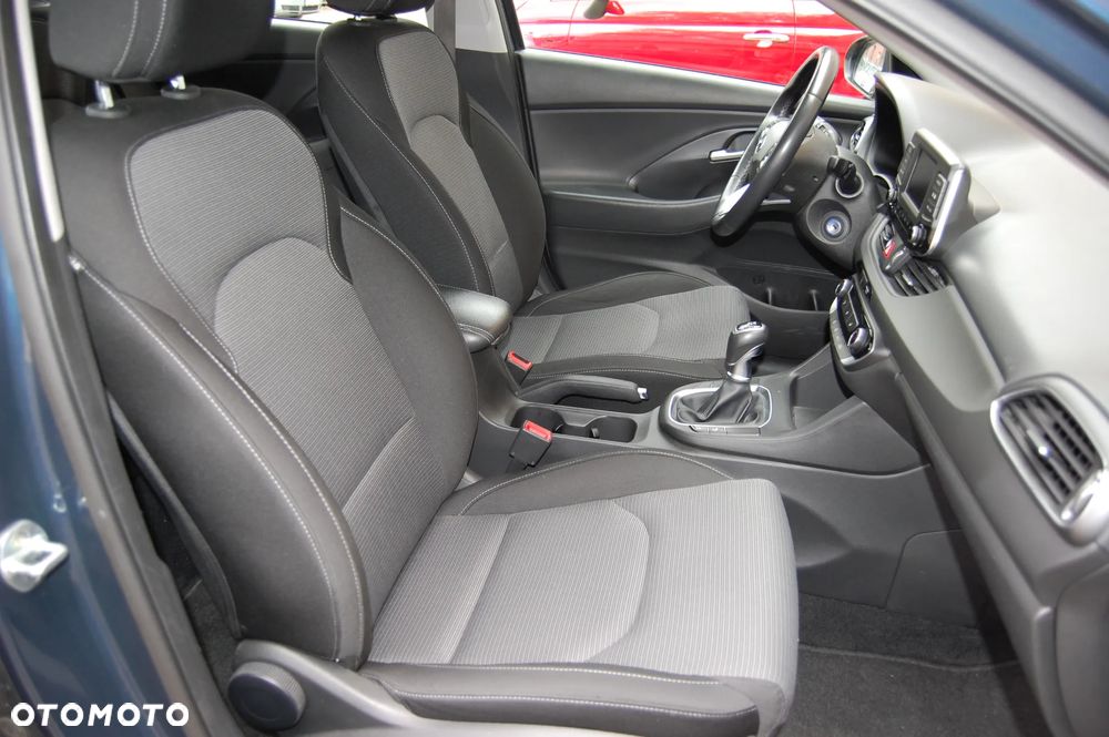 Hyundai i30 1.4 Trend - 26