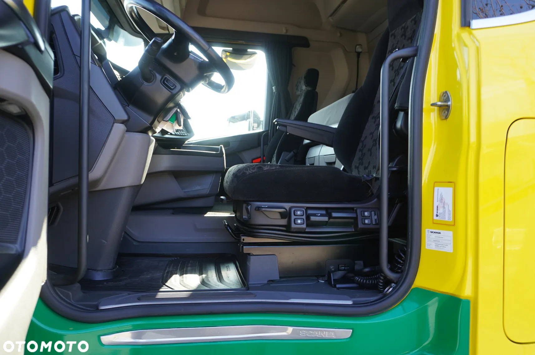 Scania R650 V8 8x4/4 E6 / r.2020 - 17