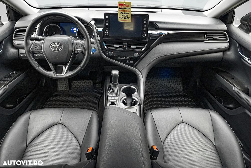 Toyota Camry 2.5 Exclusive - 8